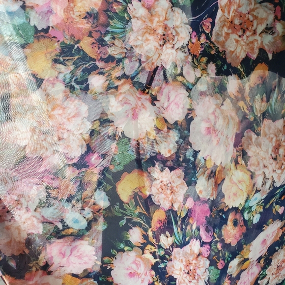 Floral Maxi Dress - Picture 7 of 11